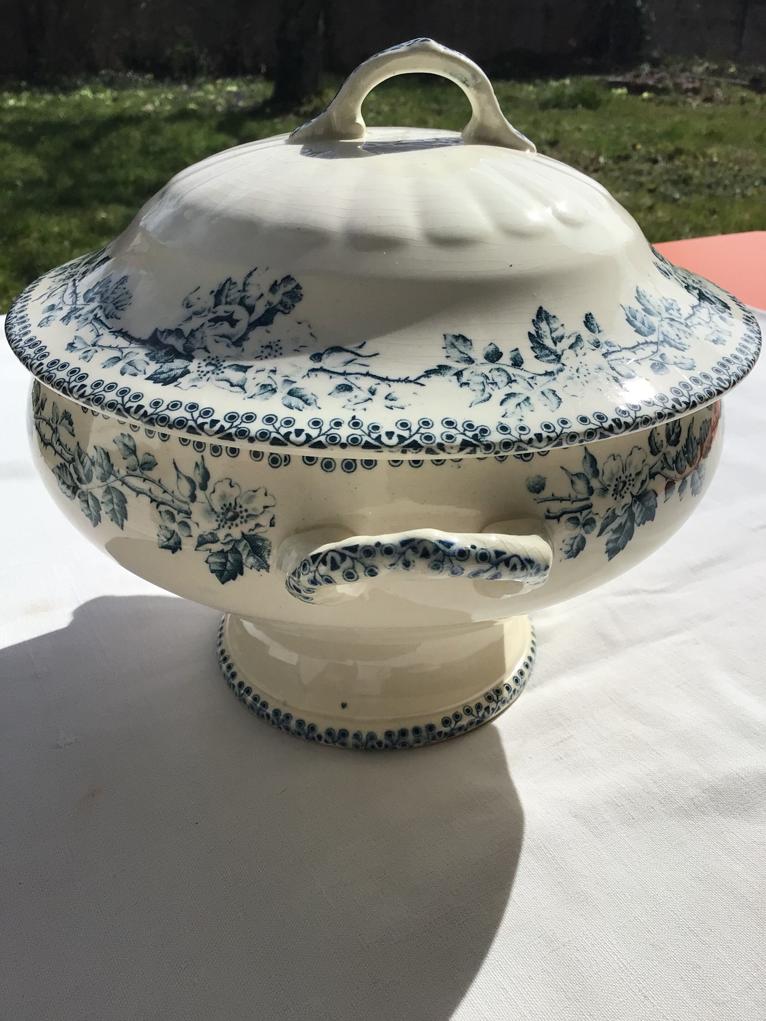 Iron Earth tureen model Guadeloupe Debray gray blue