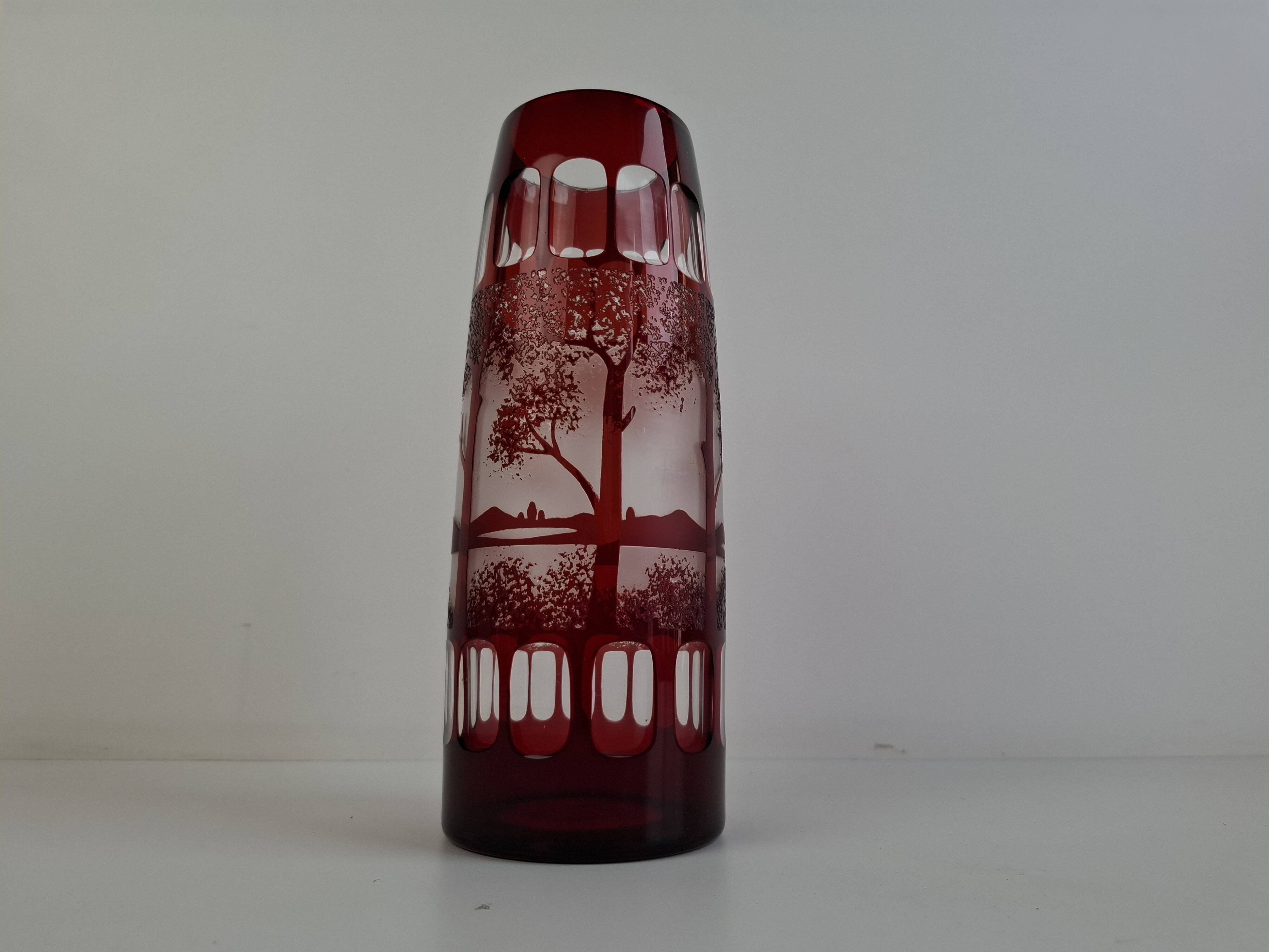 Egermann Art Deco Ruby Cut Overlay Vase, Czechoslovakia, circa 1920