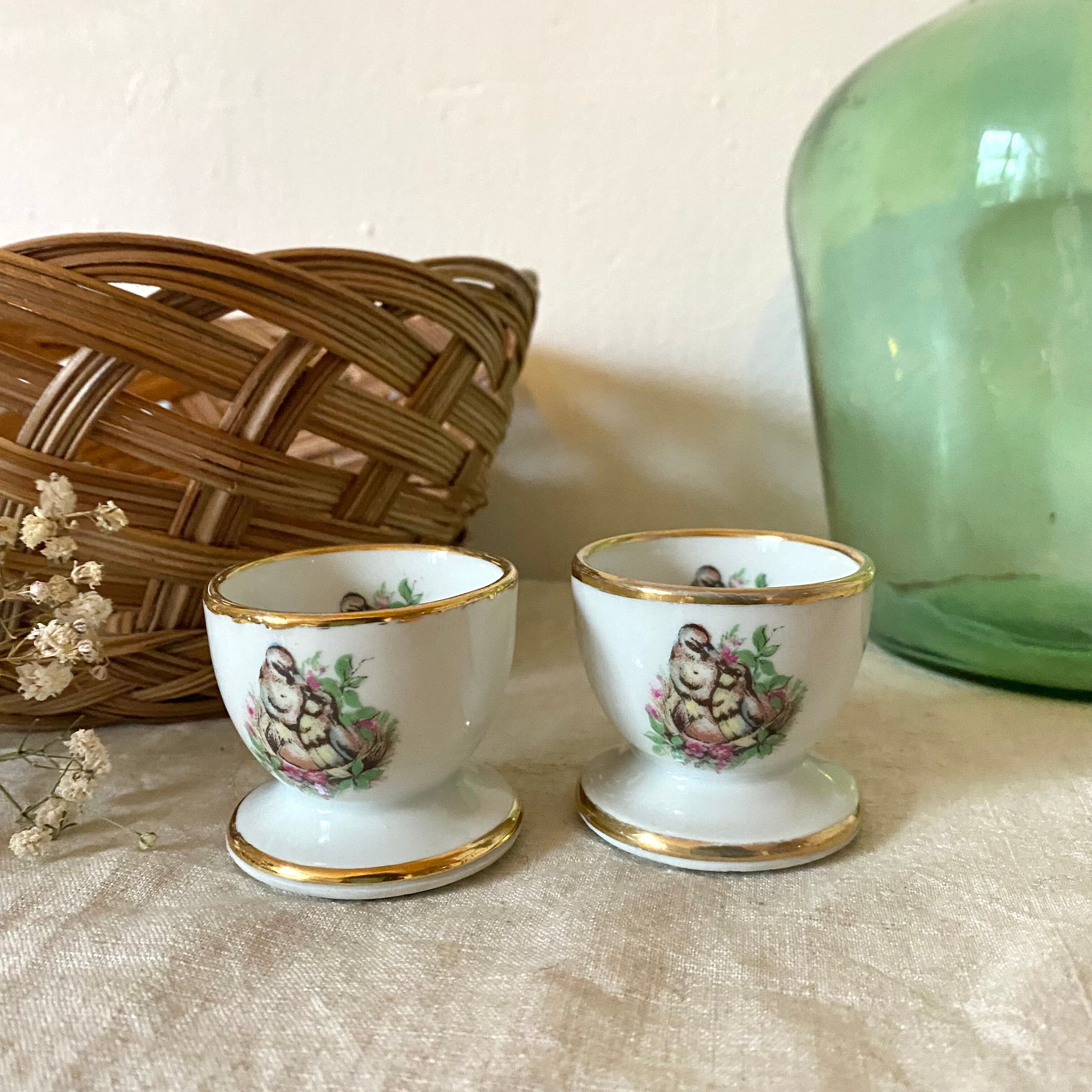 2 porcelain shells birds