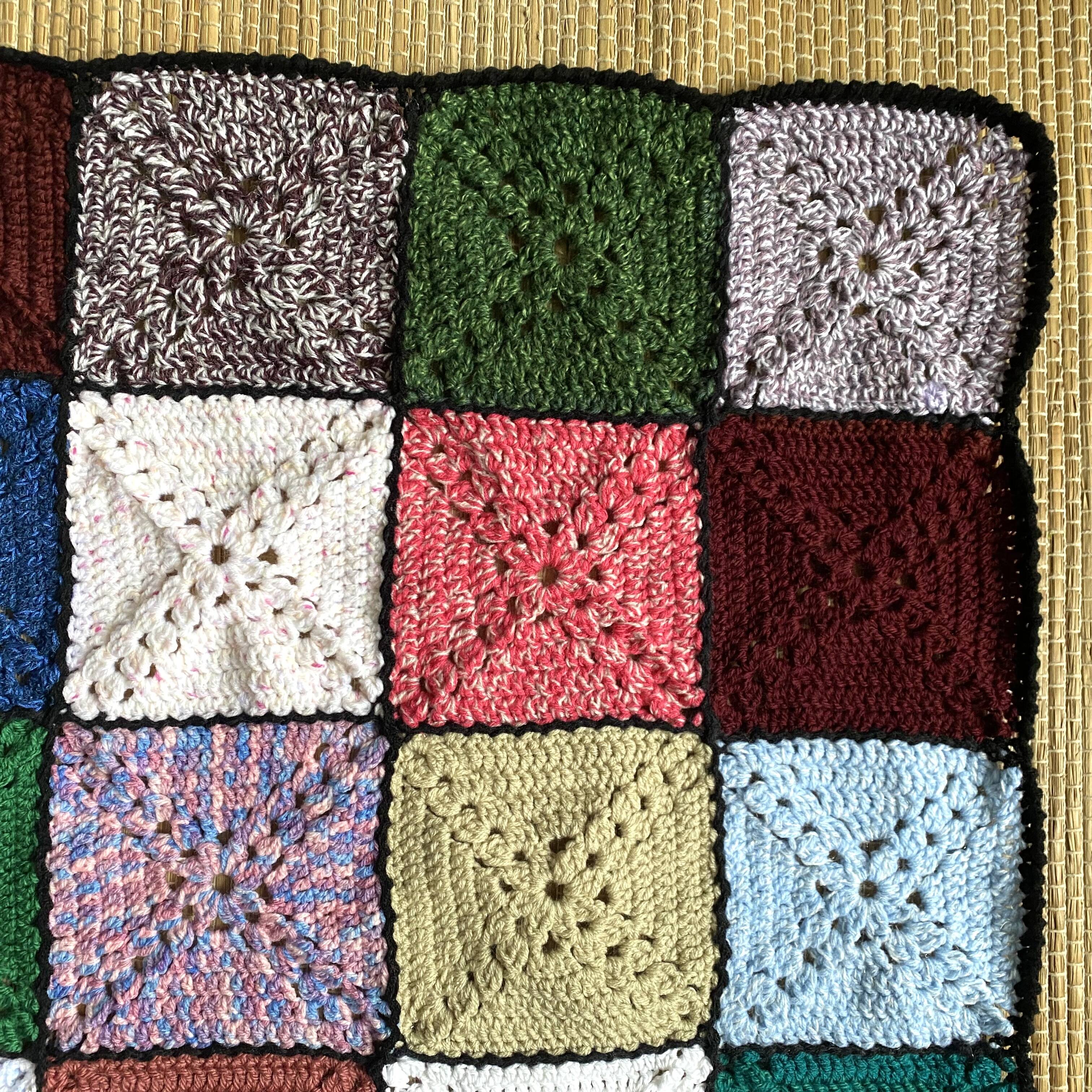 Plaid crochet , couverture vintage 90X120