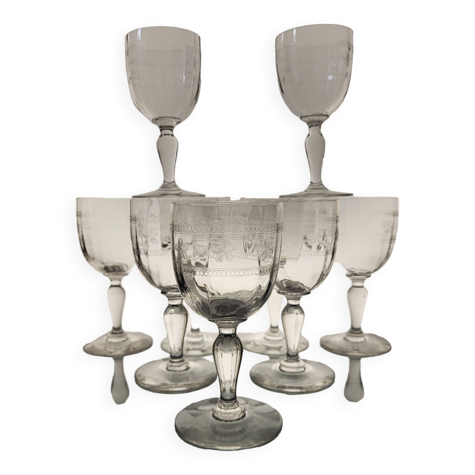 9 water/wine glasses Late 19th century - Early 20th century