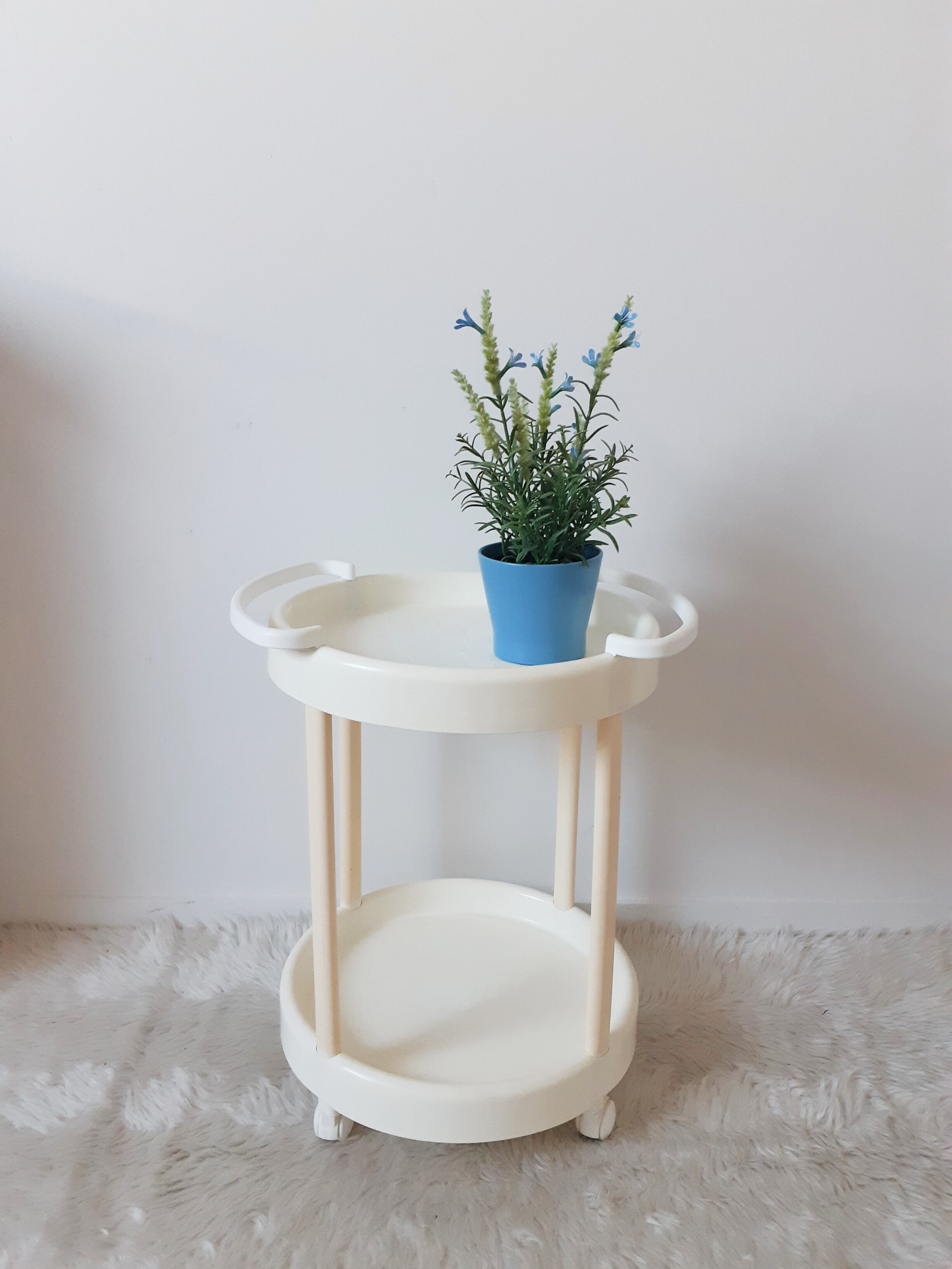 Vintage bar table, white plastic, round table, 70s, Simo, made in Italy