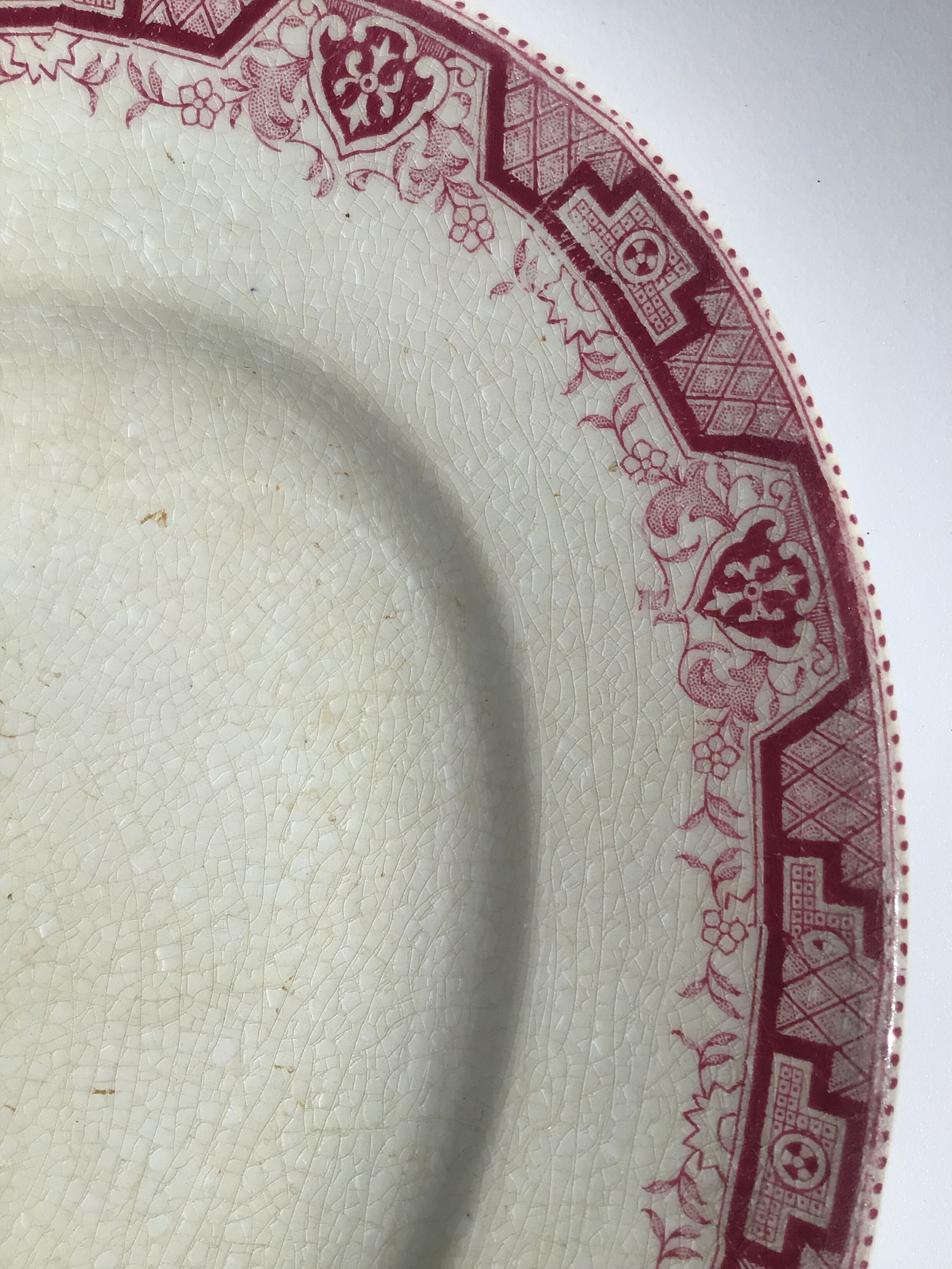 Dish pink iron earth st amand model morocco