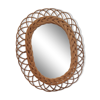 Oval rattan mirror