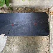 Table basse bois brûlé