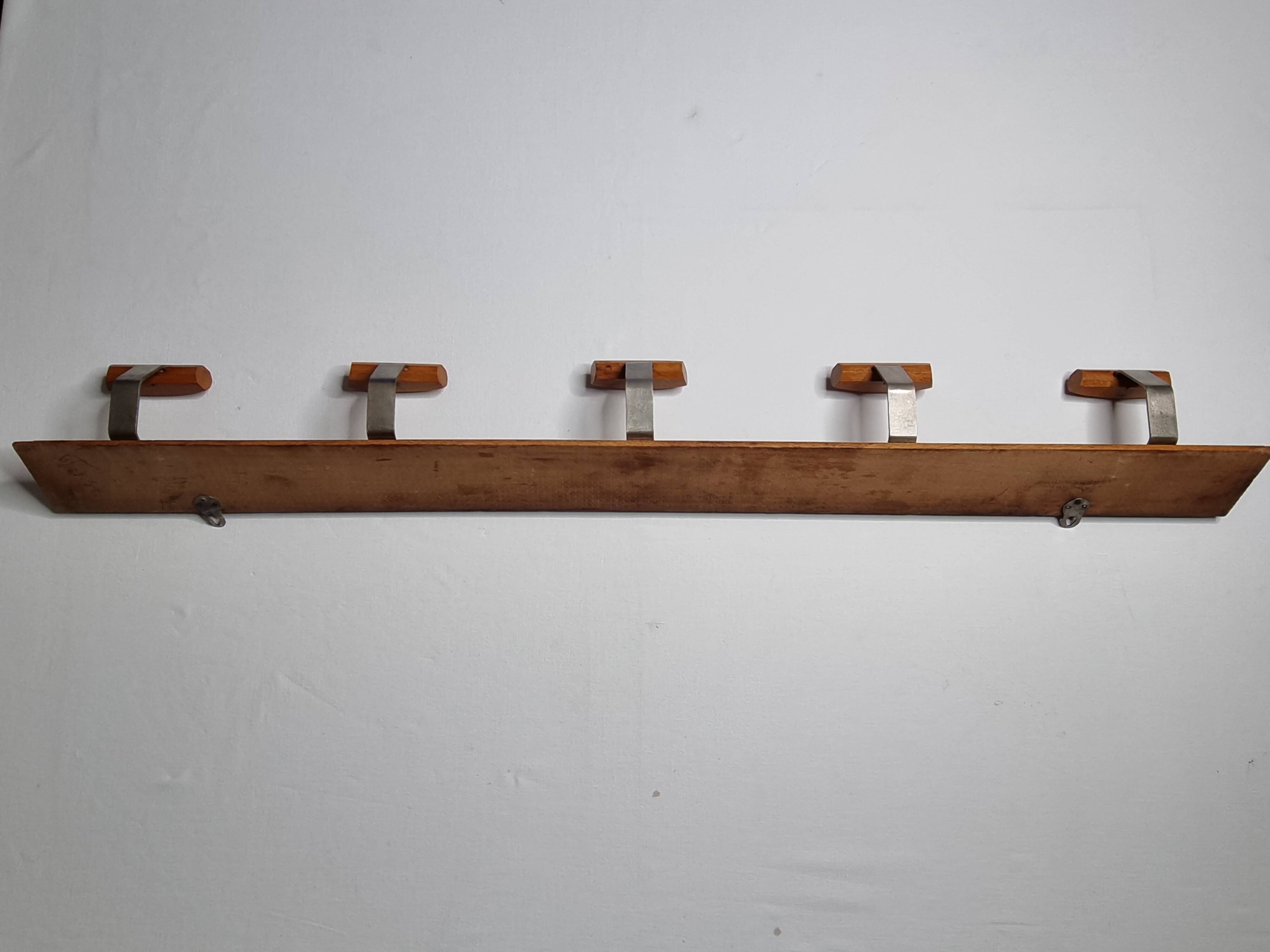 Vintage wall mounted coat rack in wood and metal, 4 hooks, 100 cm