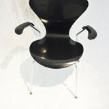 Armchair Mod. 3207 Arne Jacobsen