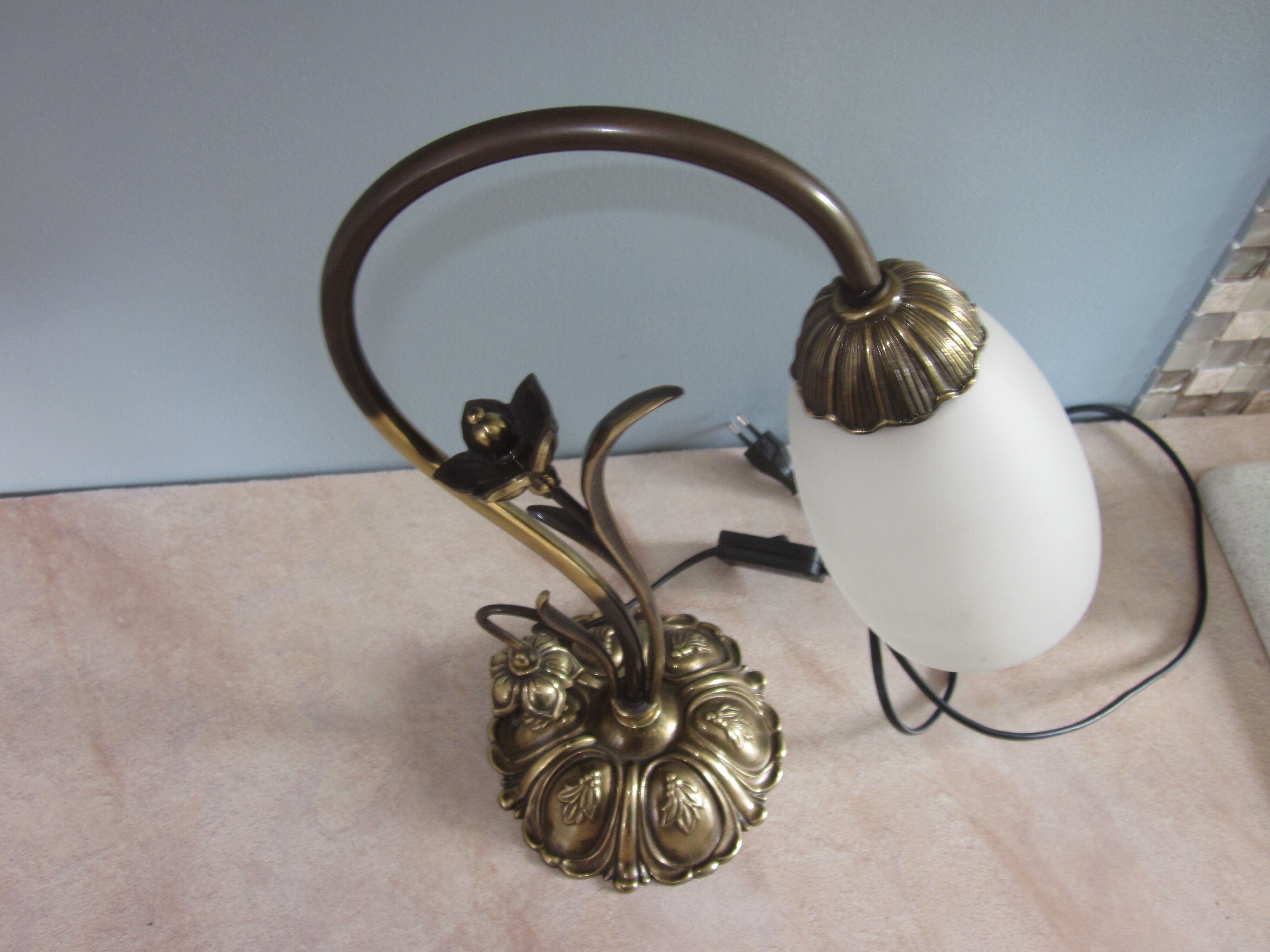 Bronze lamp