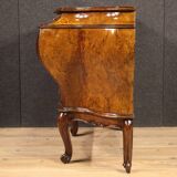 Elegant 20th century Venetian dresser