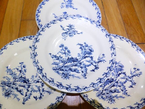 4 assiettes plates Gien service Chardons 1