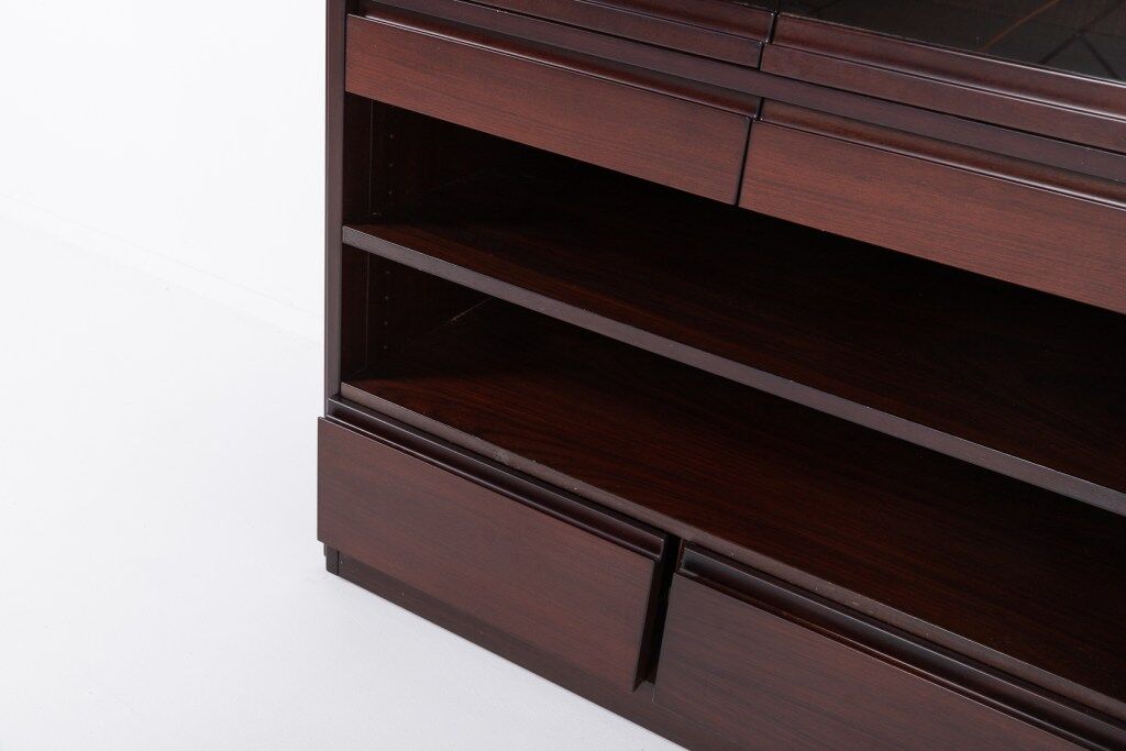 Cabinet d'Angelo Mangiarotti for Molteni, Italy in the 1960s