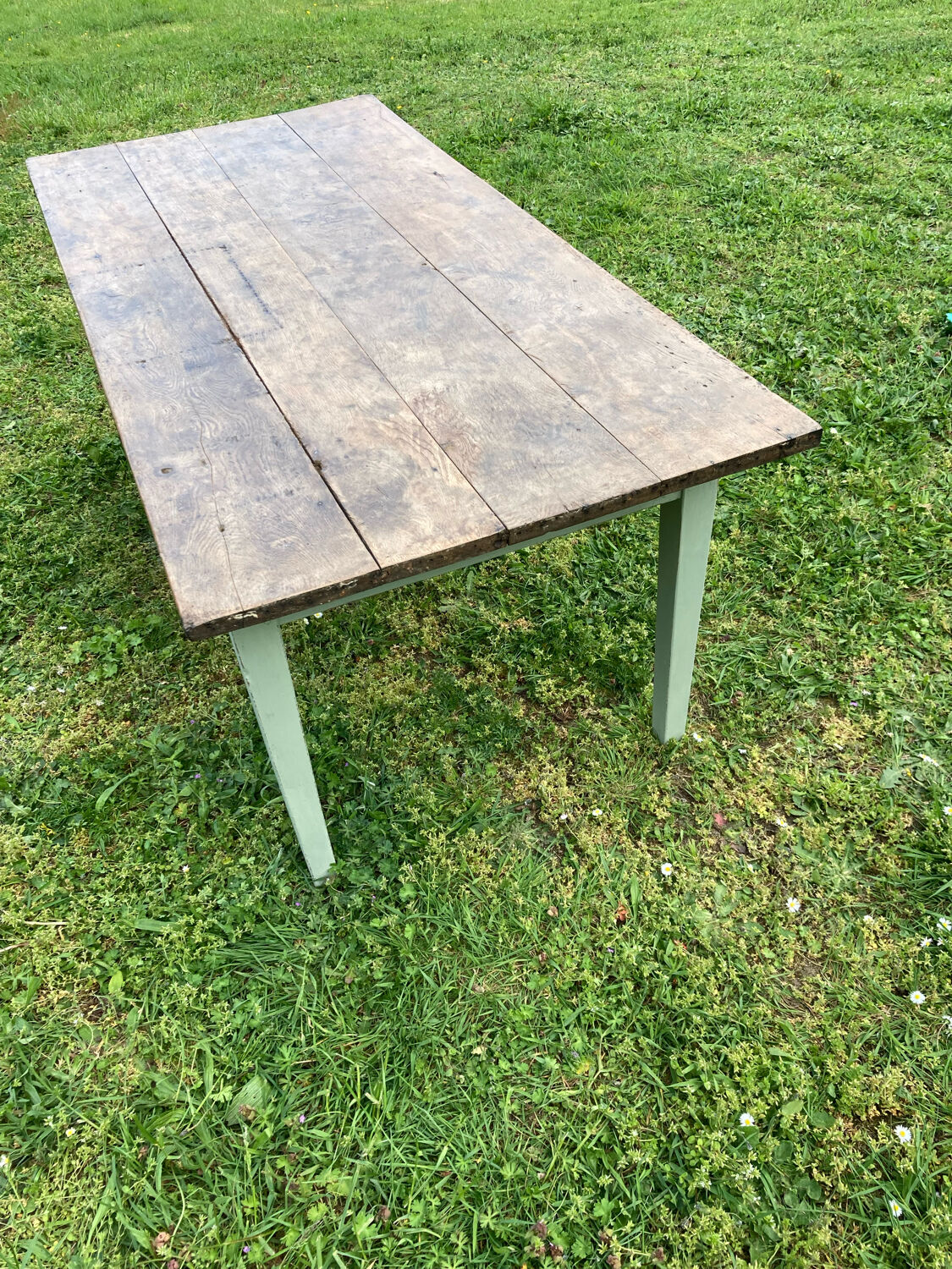 Farmhouse table
