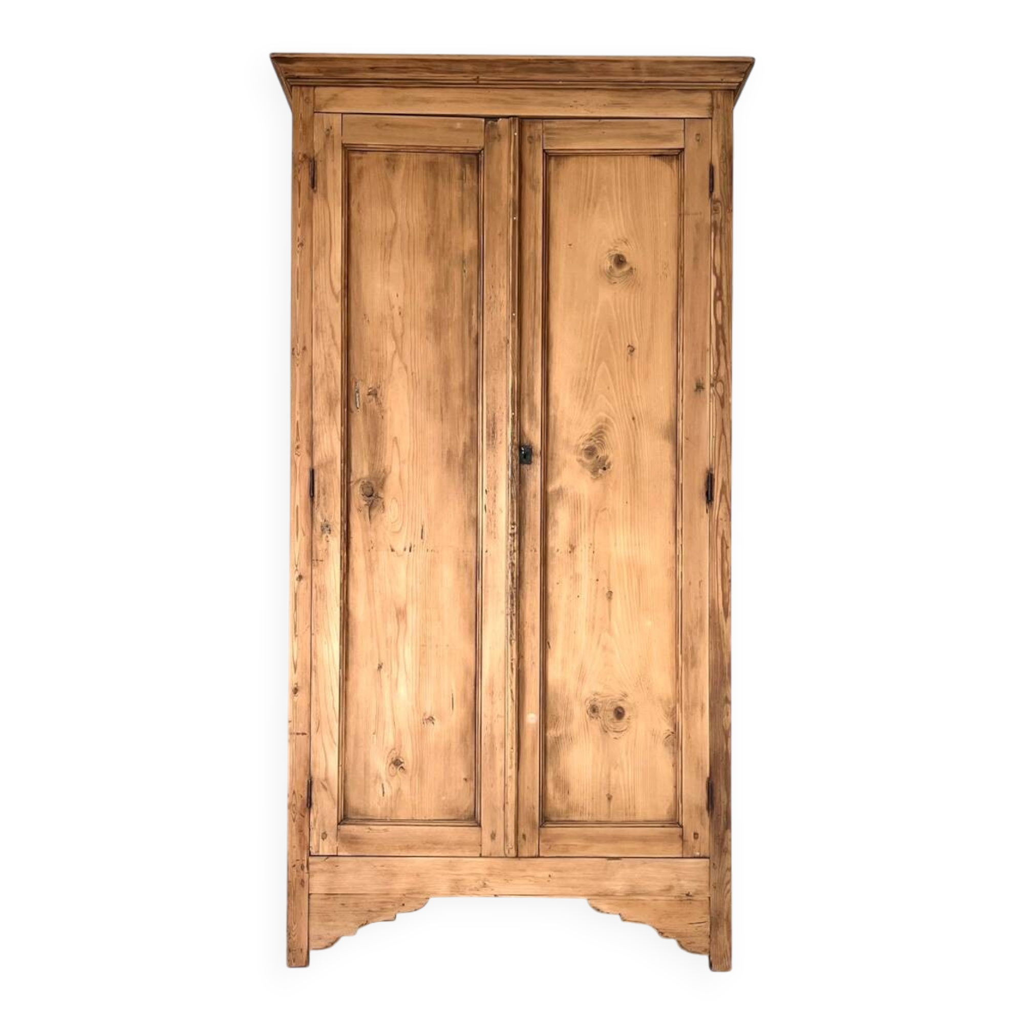 Raw wood wardrobe