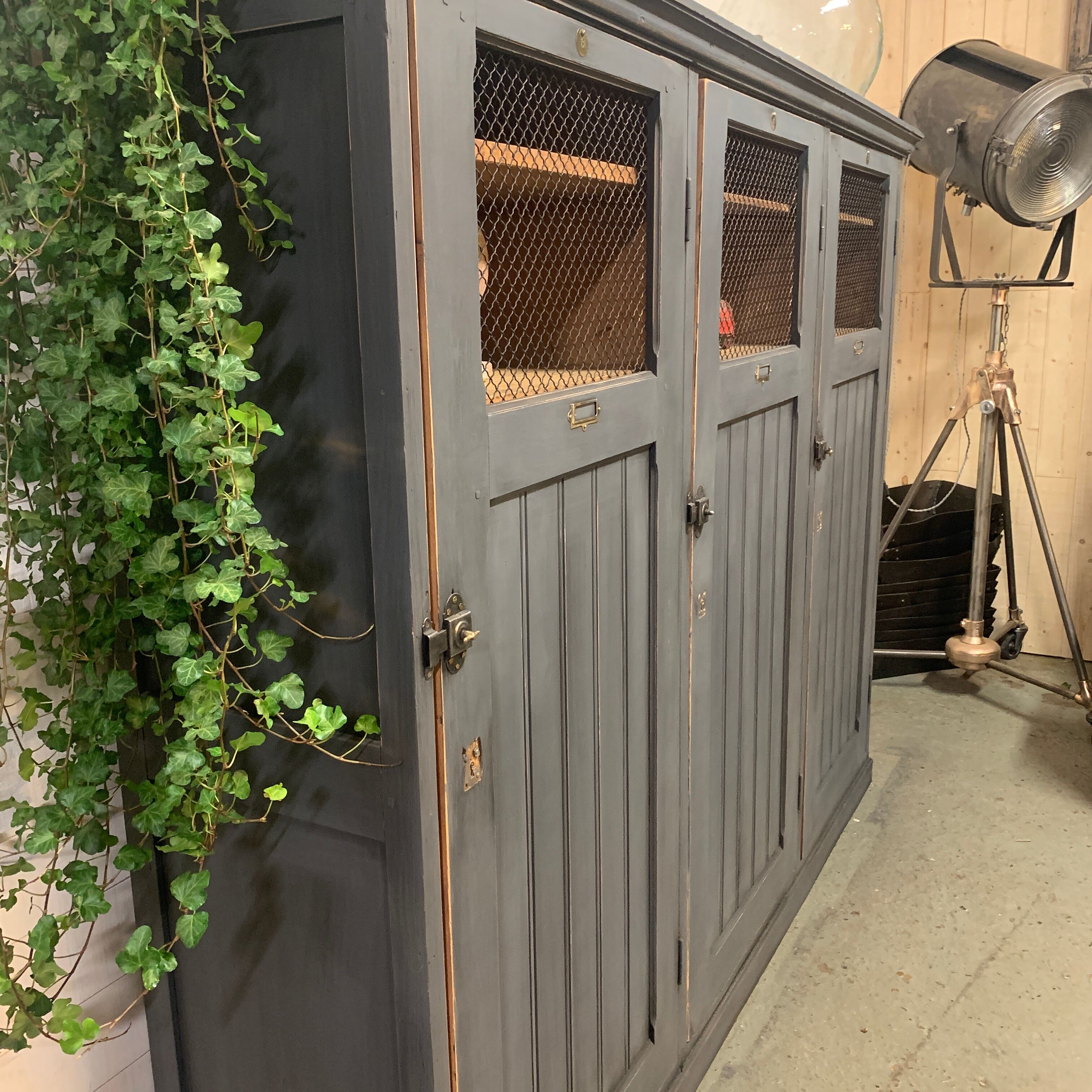 Former medical cabinet 1930