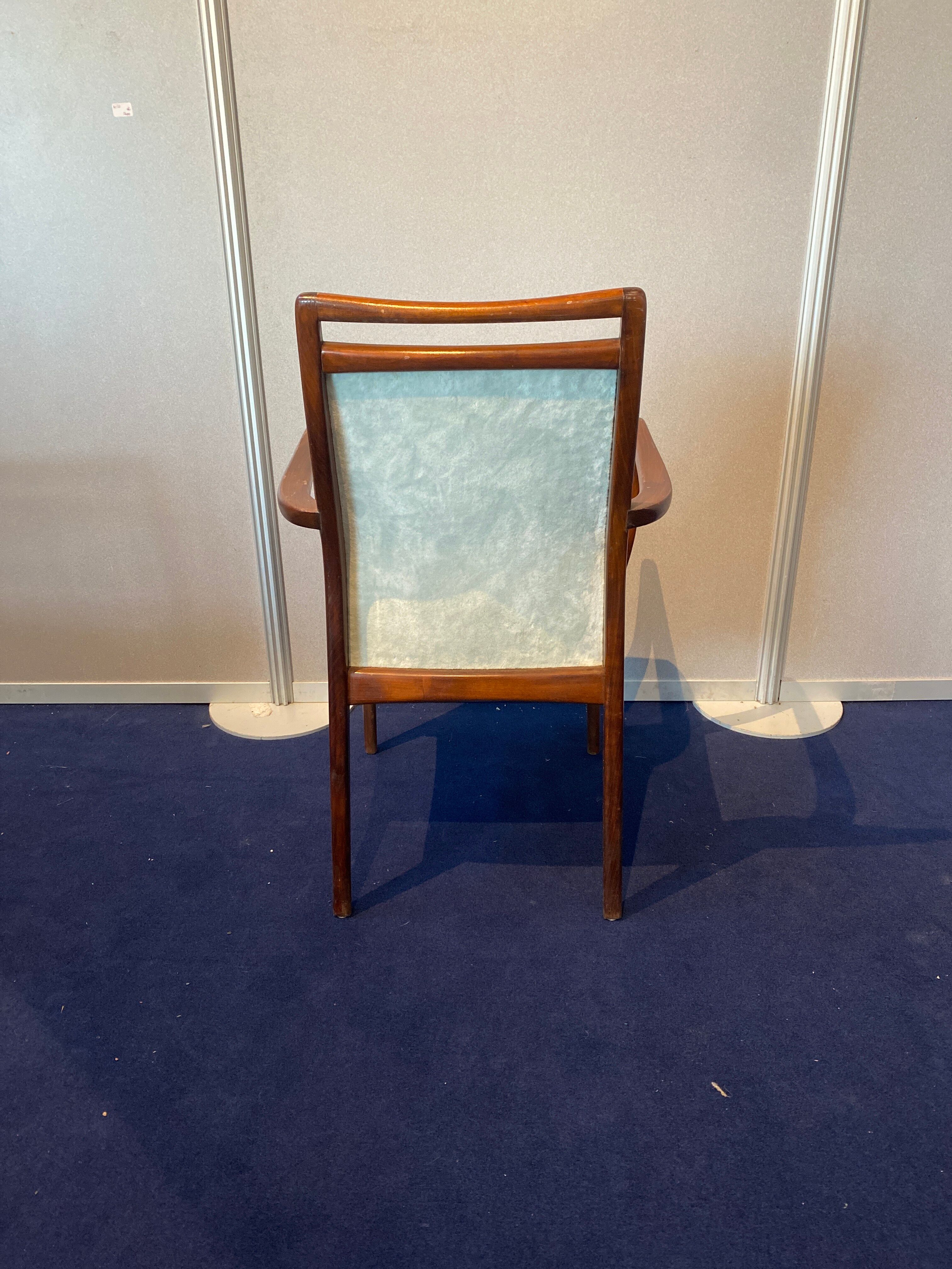 2 armchairs and 2 wooden chairs