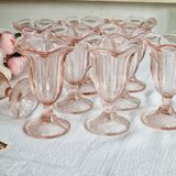 Set of 9 ice cream or fruit cups in pink Fidenza Italy molded glass