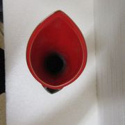 Vase rouge et noir vintage