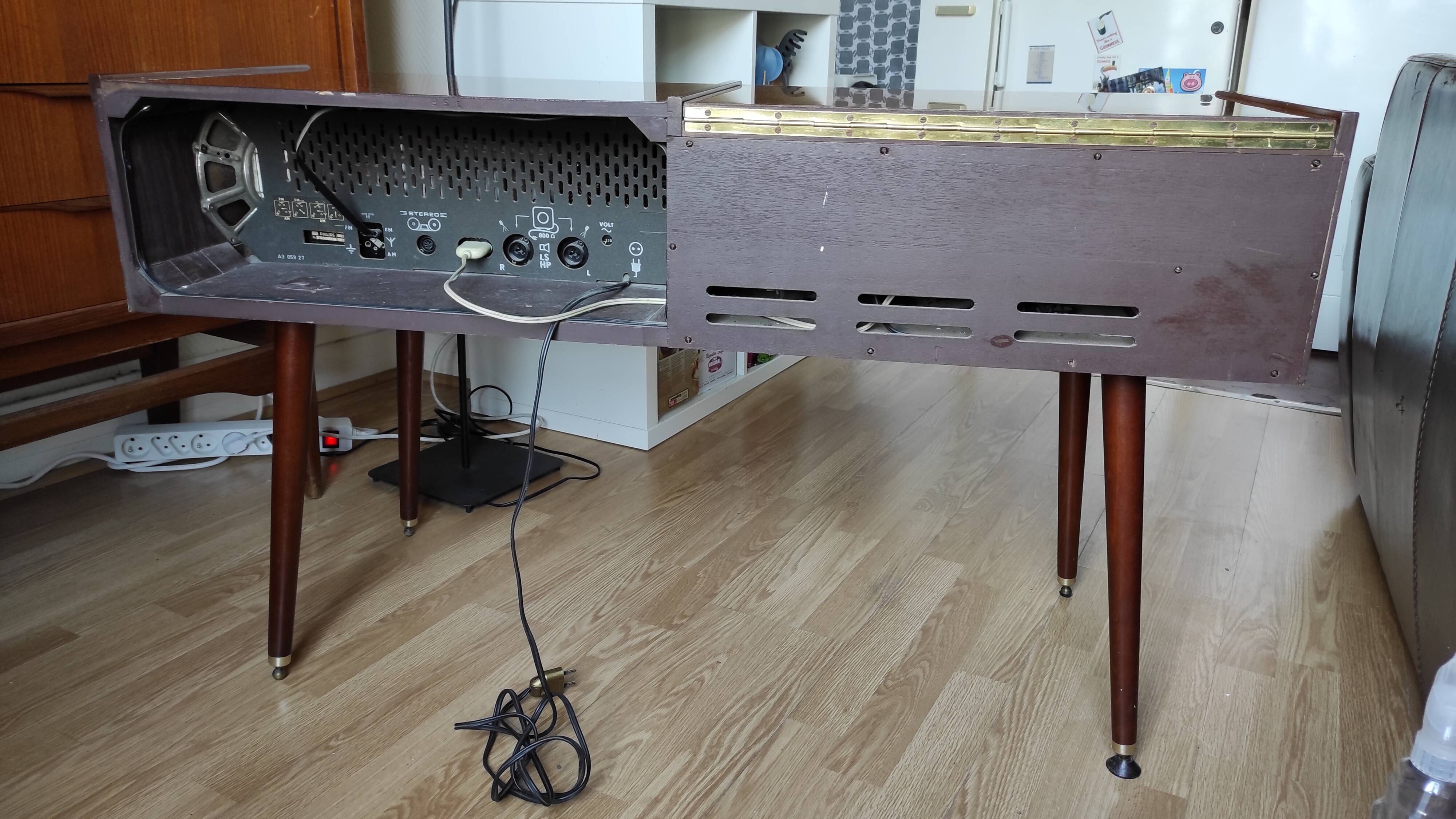Philips Vintage hifi furniture
