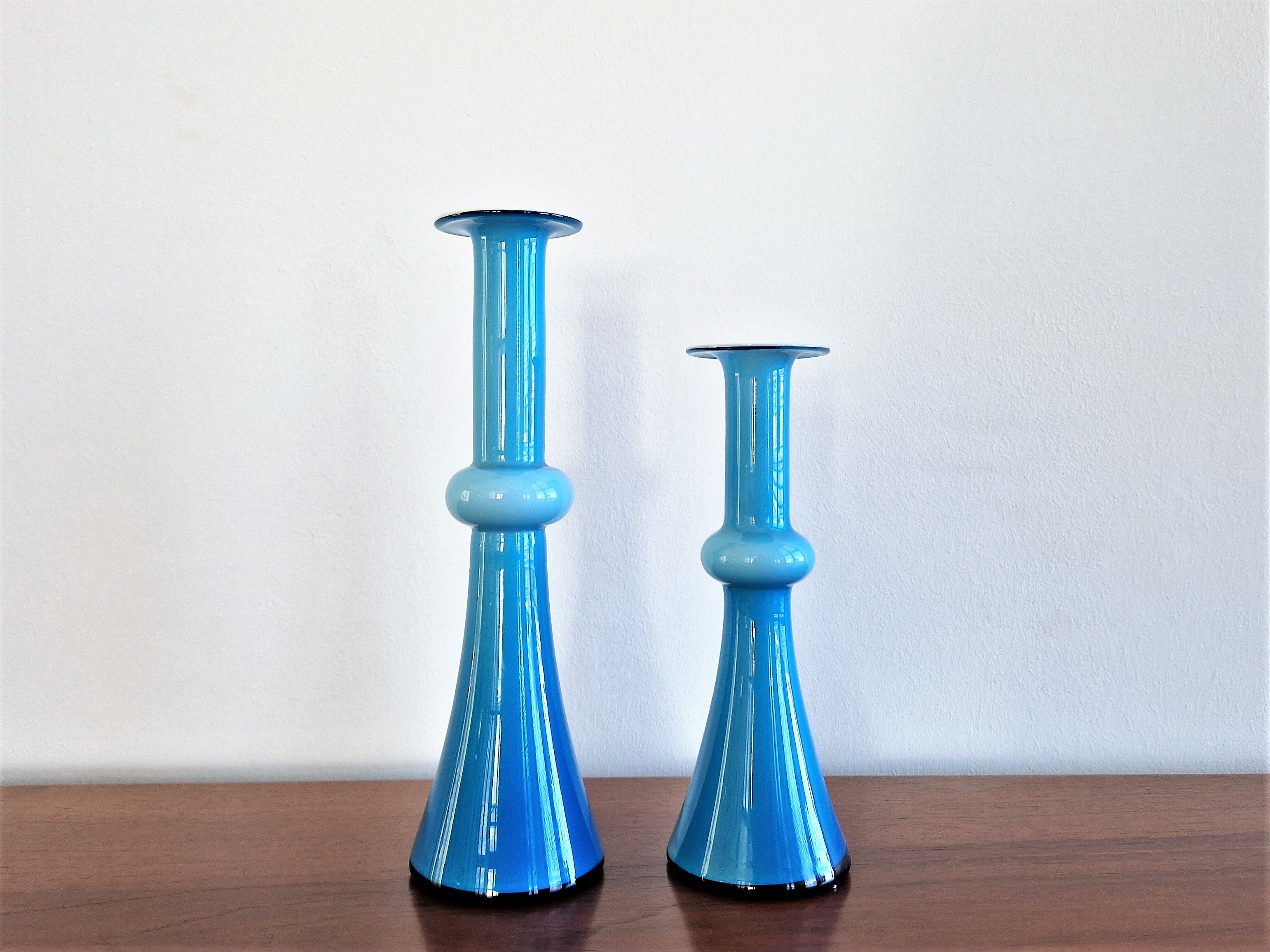 Arrangement of 3 blue glass 'Carnaby' vases by Per Lütken for Holmegaard, Denmark 1960's