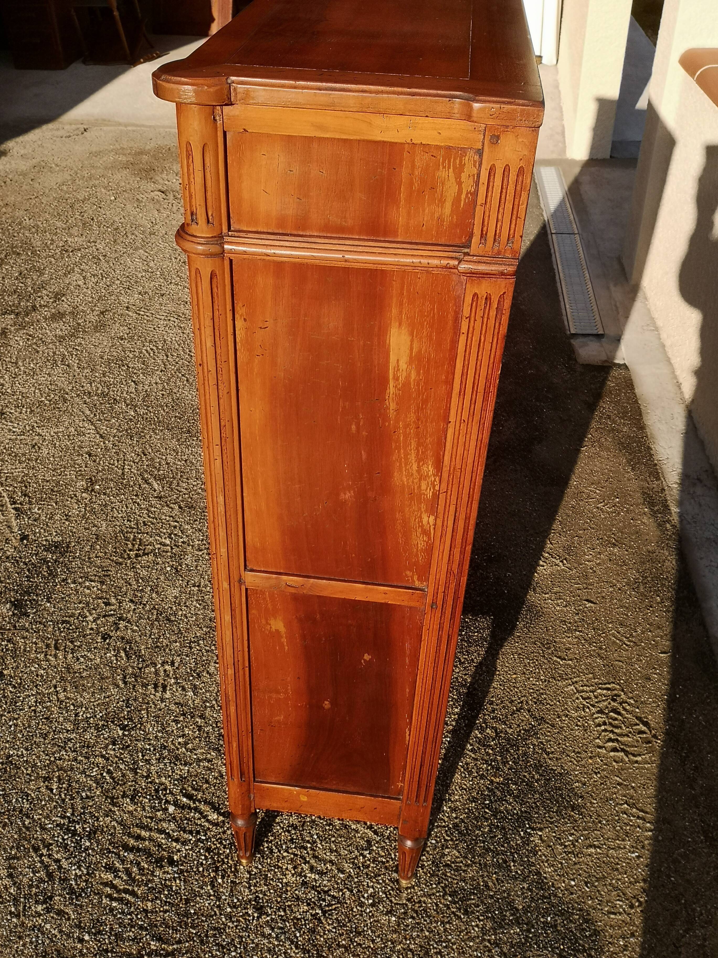 Chest of drawers, Louis XVI style