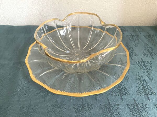 Service coupe et plateau Cristal de Daum Nancy modèle Ducal peigné à l’or