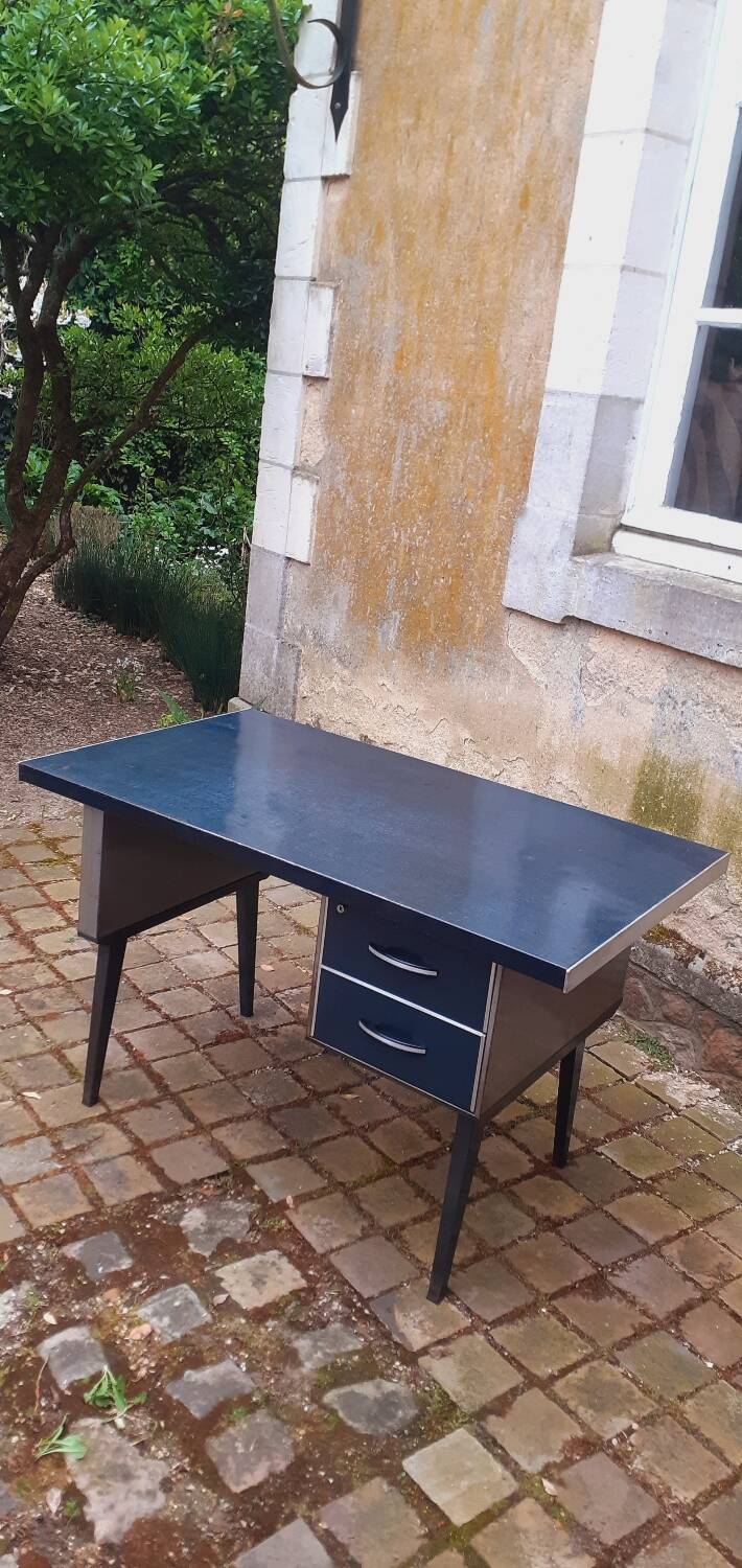 Strafor industrial metal desk, 1960s