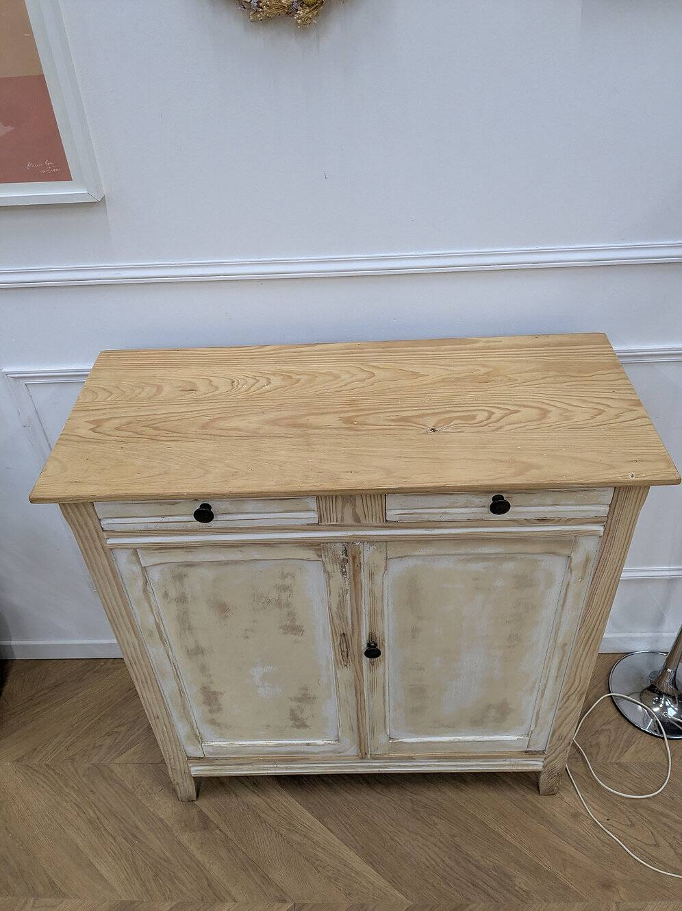 Buffet parisien vintage patiné