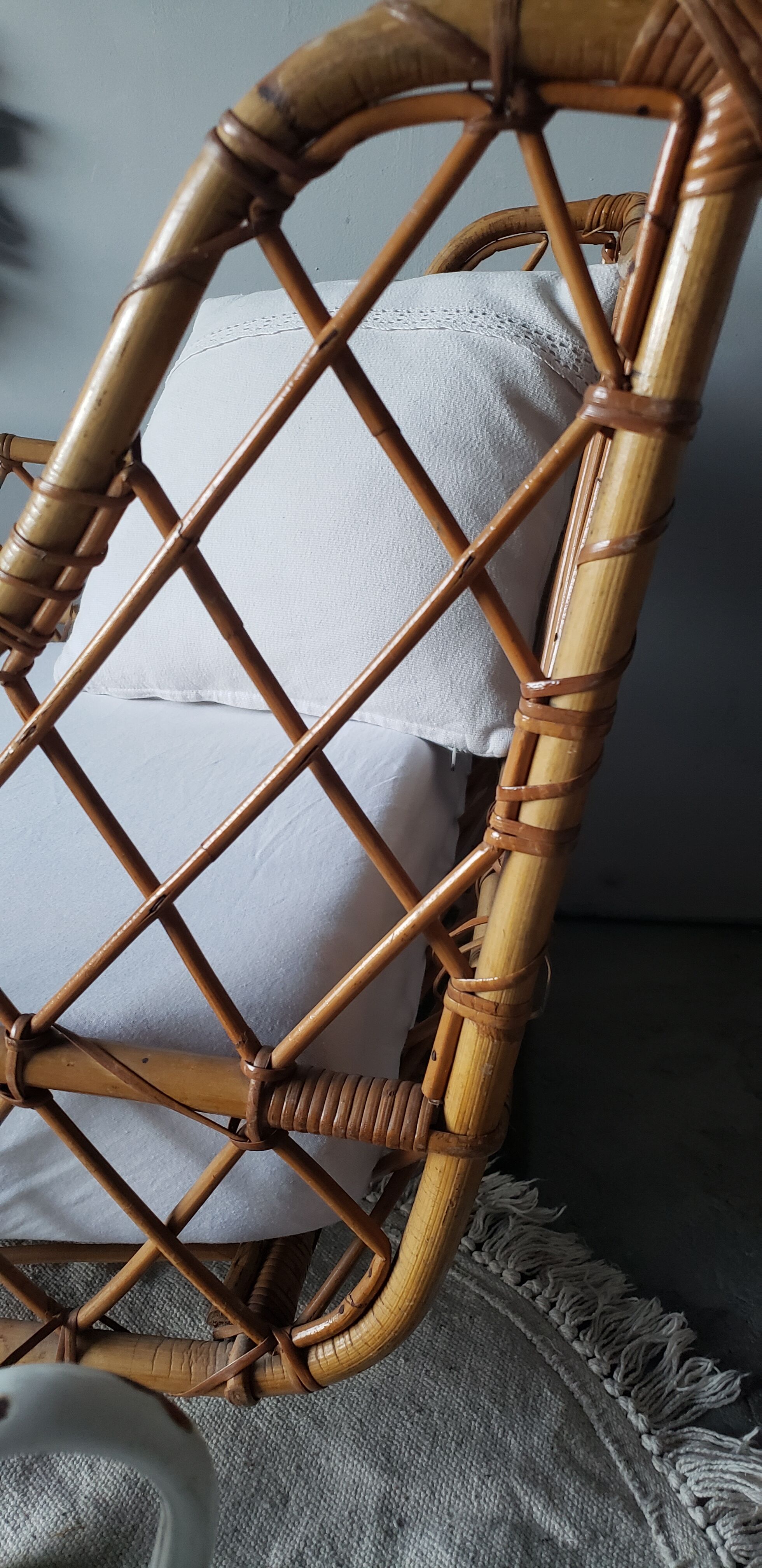 Rattan child bed