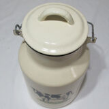Milk jug in vintage enamelled sheet metal