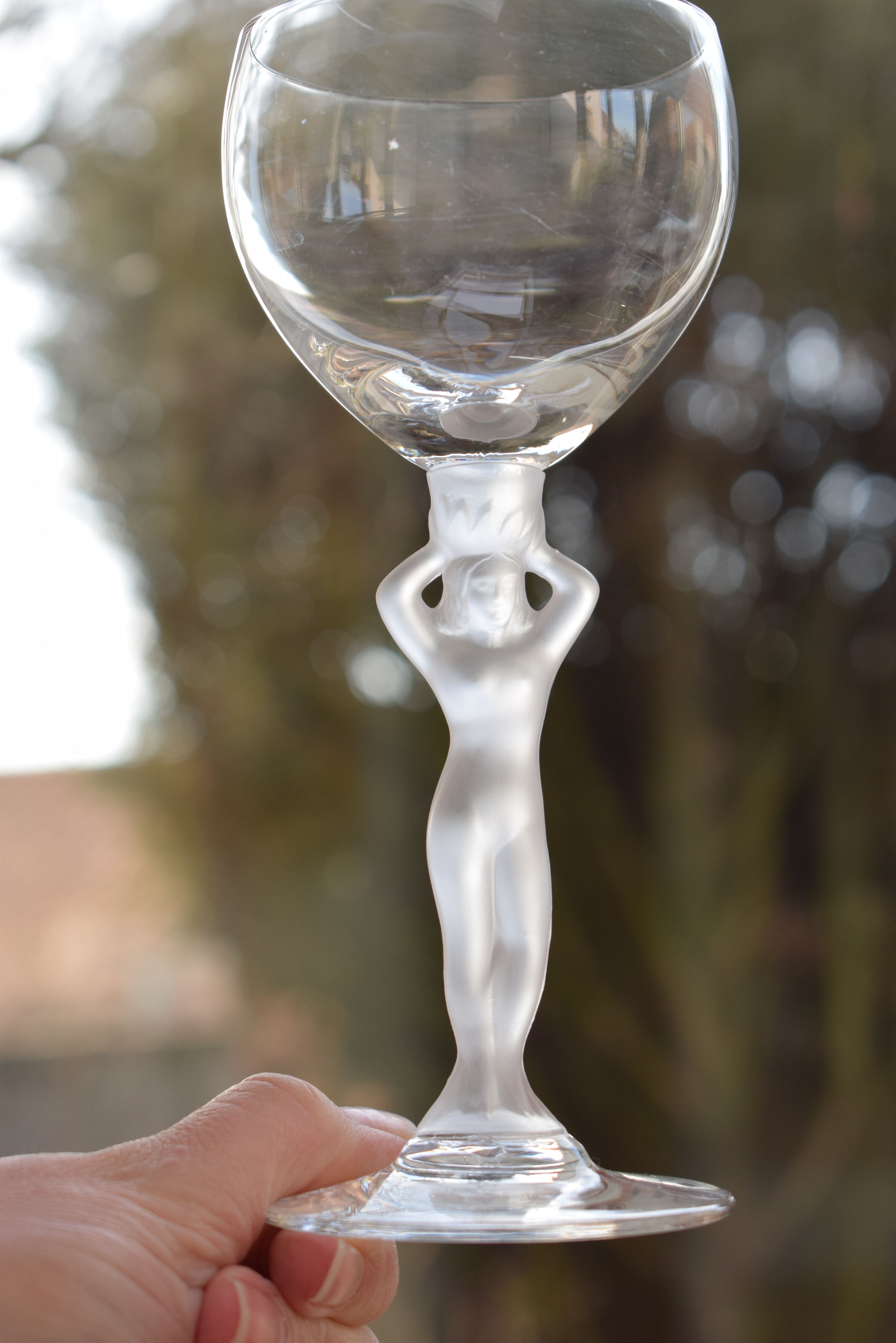 Set of 2 vintage Bayel crystal wine glasses