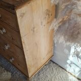 Old English style chest of drawers