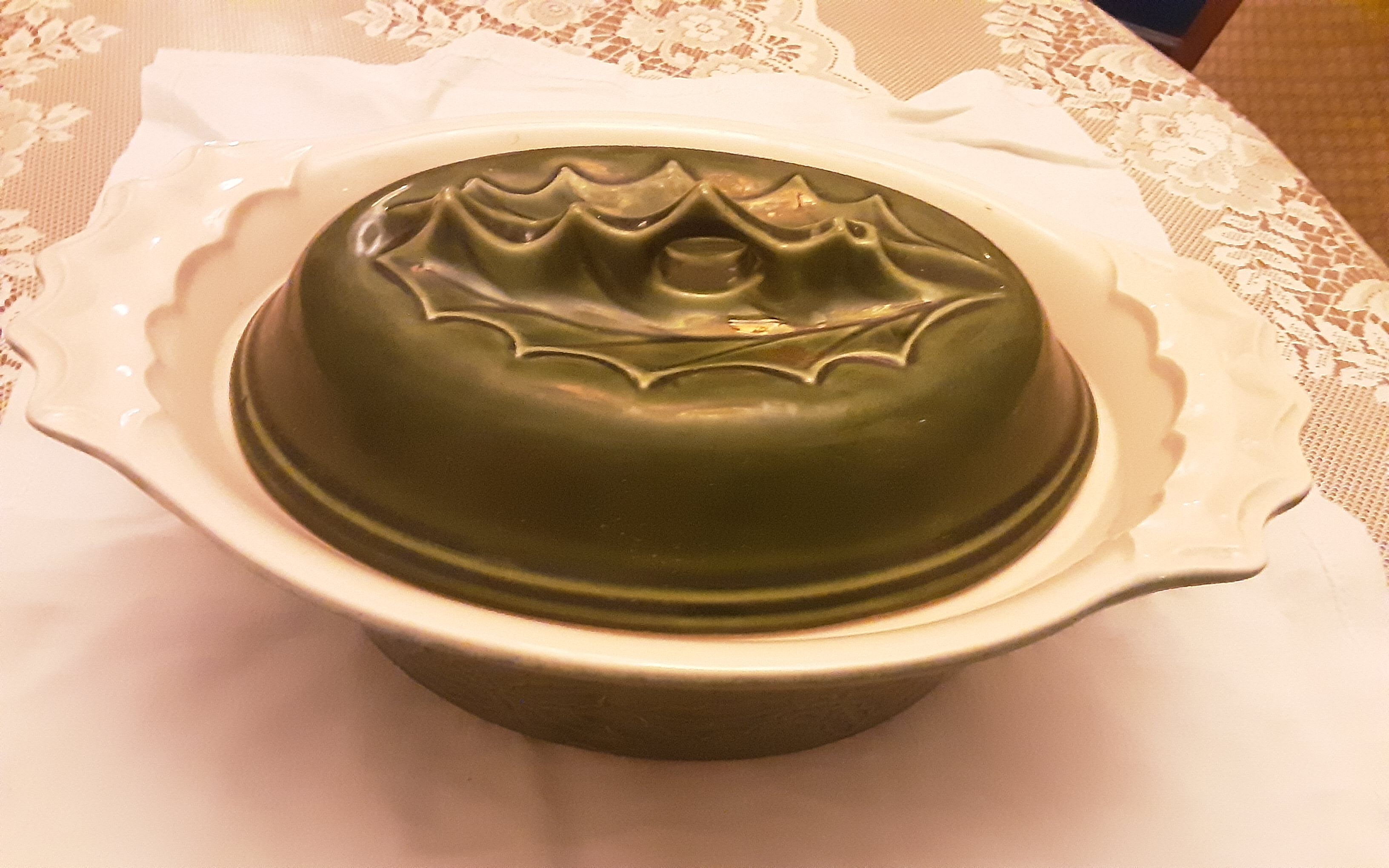 TERRINE EARTHENWARE GREEN BARBOTINE APPOLIA