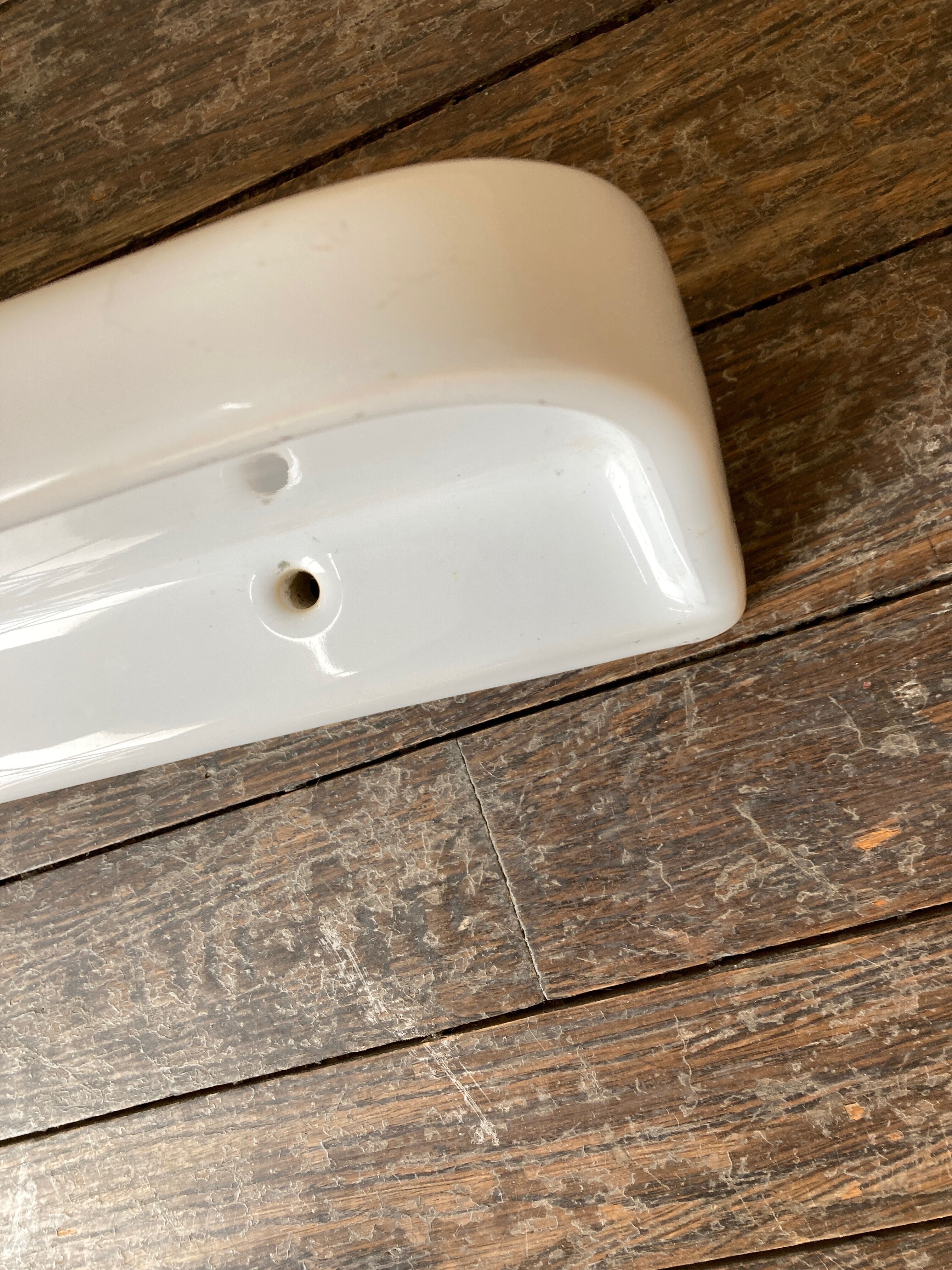 Bathroom shelf white porcelain sink shelf