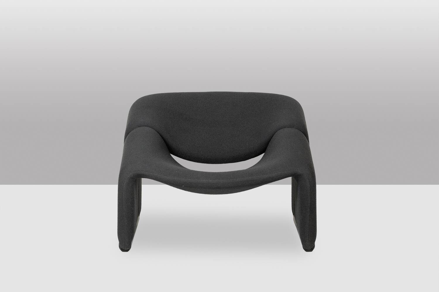 Pierre Paulin for Artifort. Pair of "Groovy" armchairs. 1970s-80s