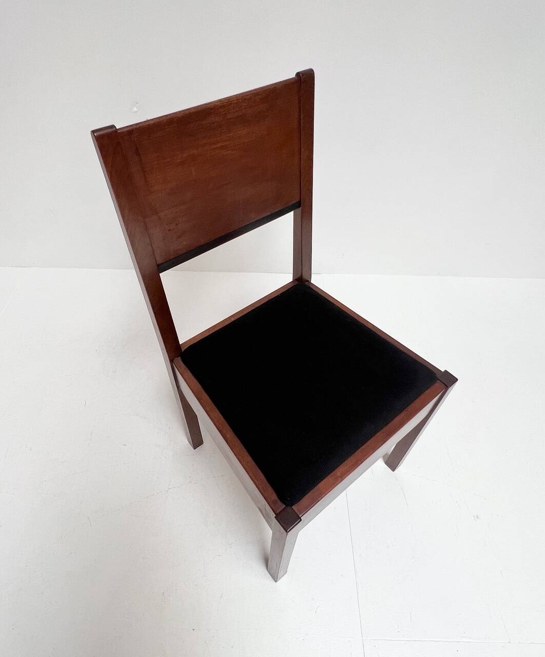 The Hague School set of 4 dining chairs by Muntendam for LOV, 1920’s