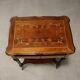 Table ancienne en essences de bois variées, Angleterre, XXe siècle