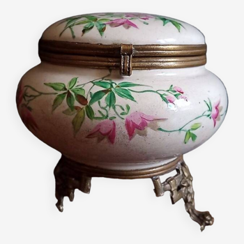 Petite Boite sur pied tripode en faience - XIXè siècle à décor Japonisant