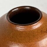 Minimalist vase from East German workshop by Paul Eydner, Waldenburg, 1960s.