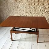 Liftable coffee table