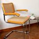 Fauteuil B64 en bois et cannage d'après Marcel Breuer