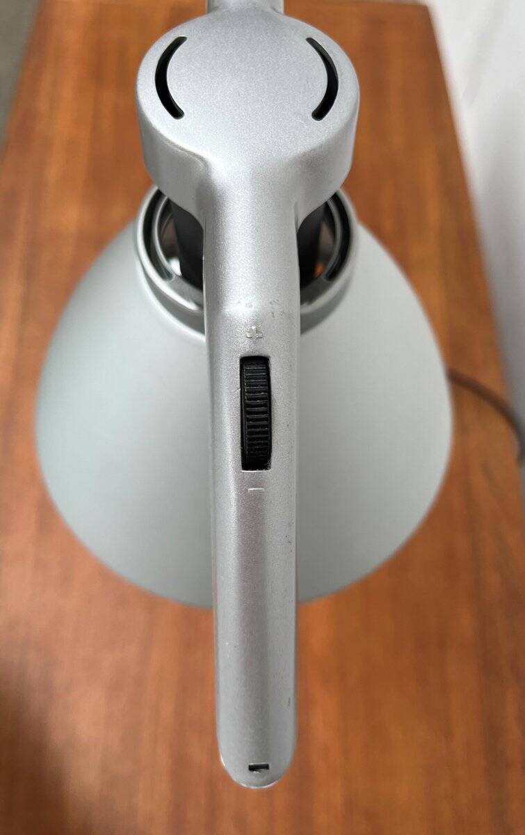 Fortebraccio D33 table lamp by Alberto Meda and Paolo Rizzatto for Luceplan.