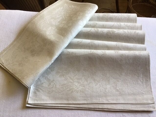 Set of 6 towels in ivory cotton damask