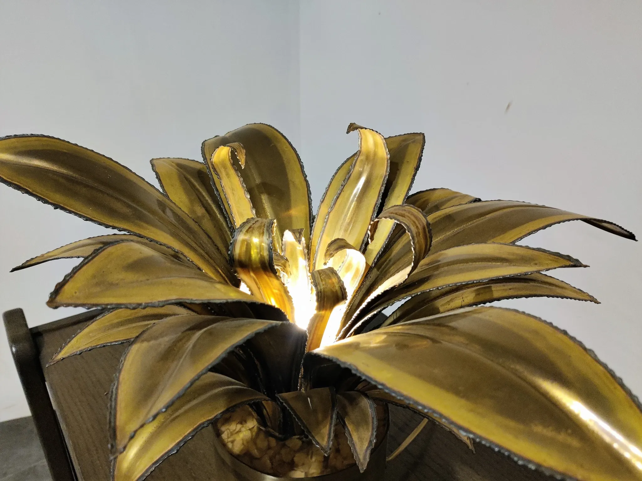 Lampe de table fleur Maison Jansen, années 1970