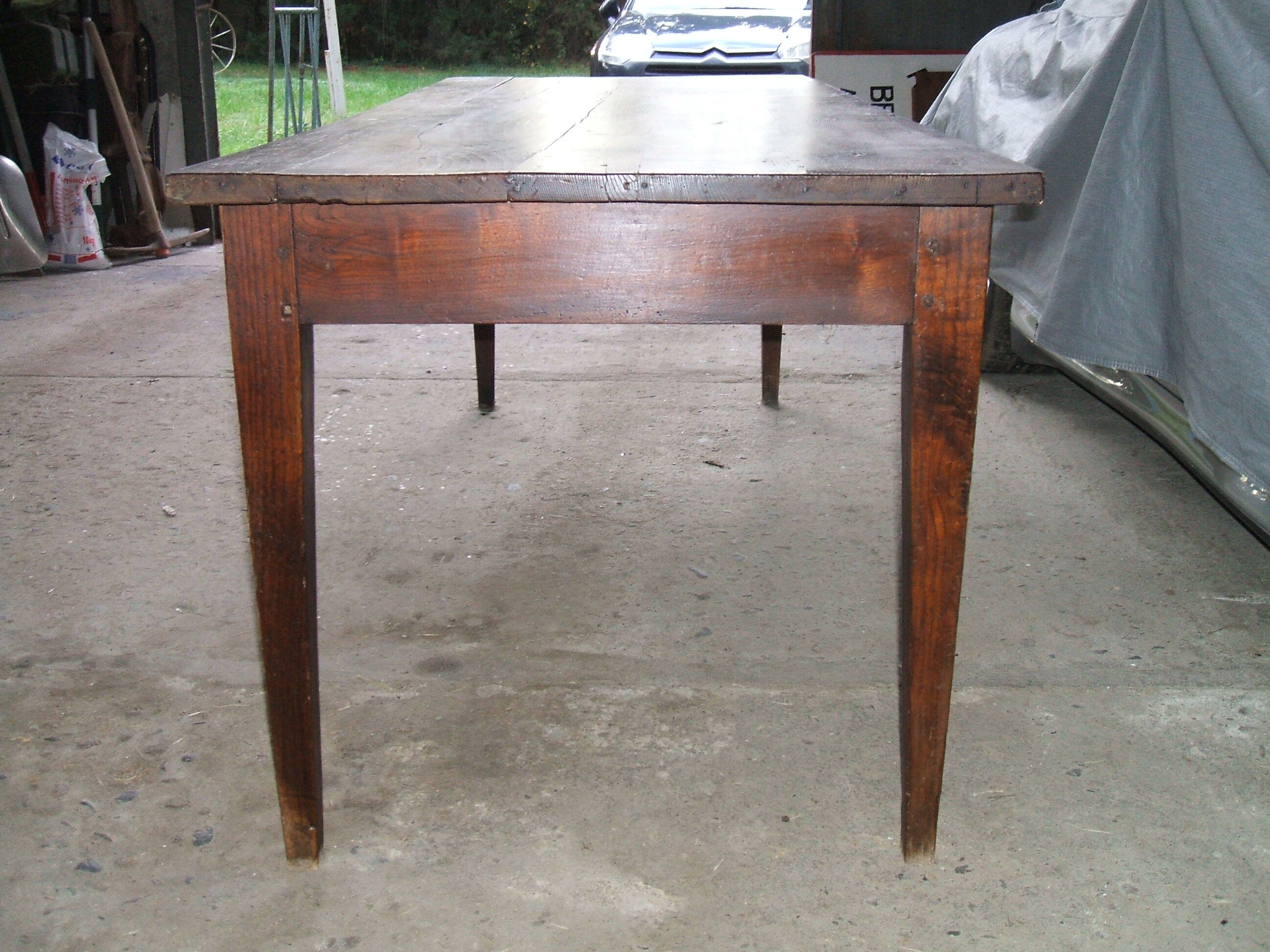 Farm table in massive chene