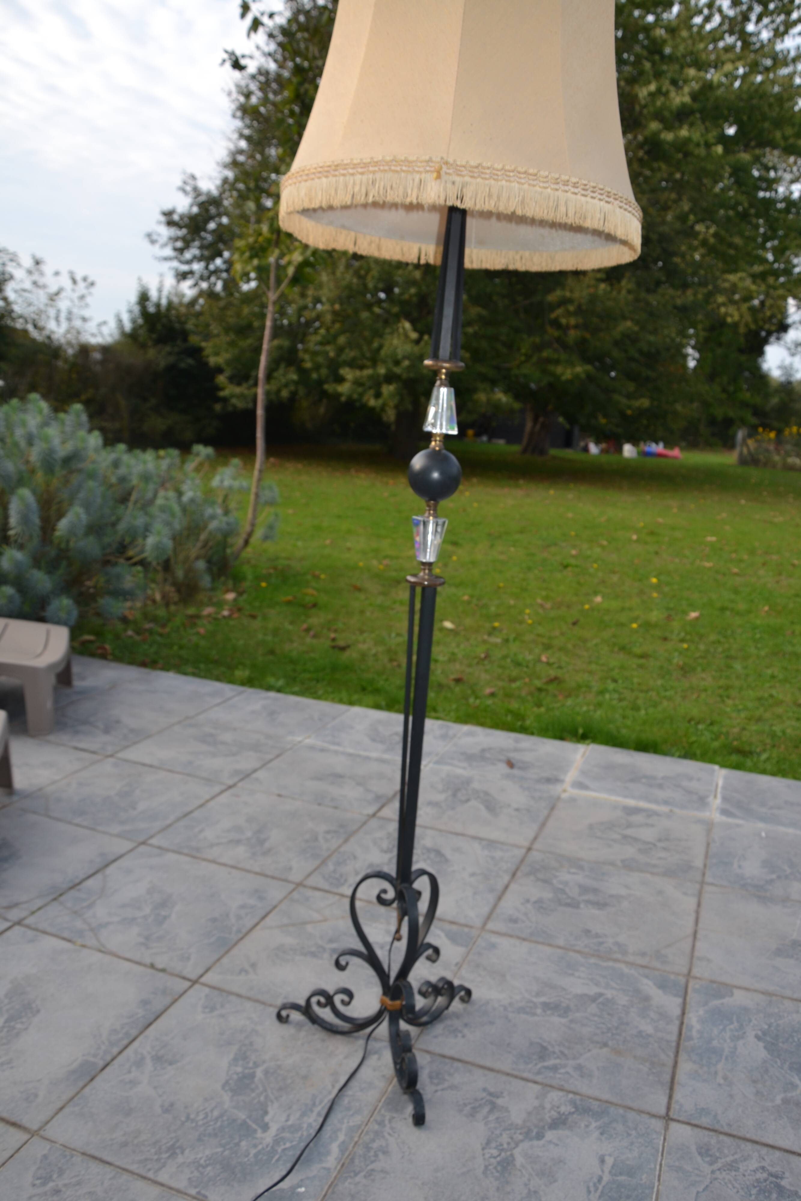 Vintage Sèvres crystal and wrought iron floor lamp from the 1950s
