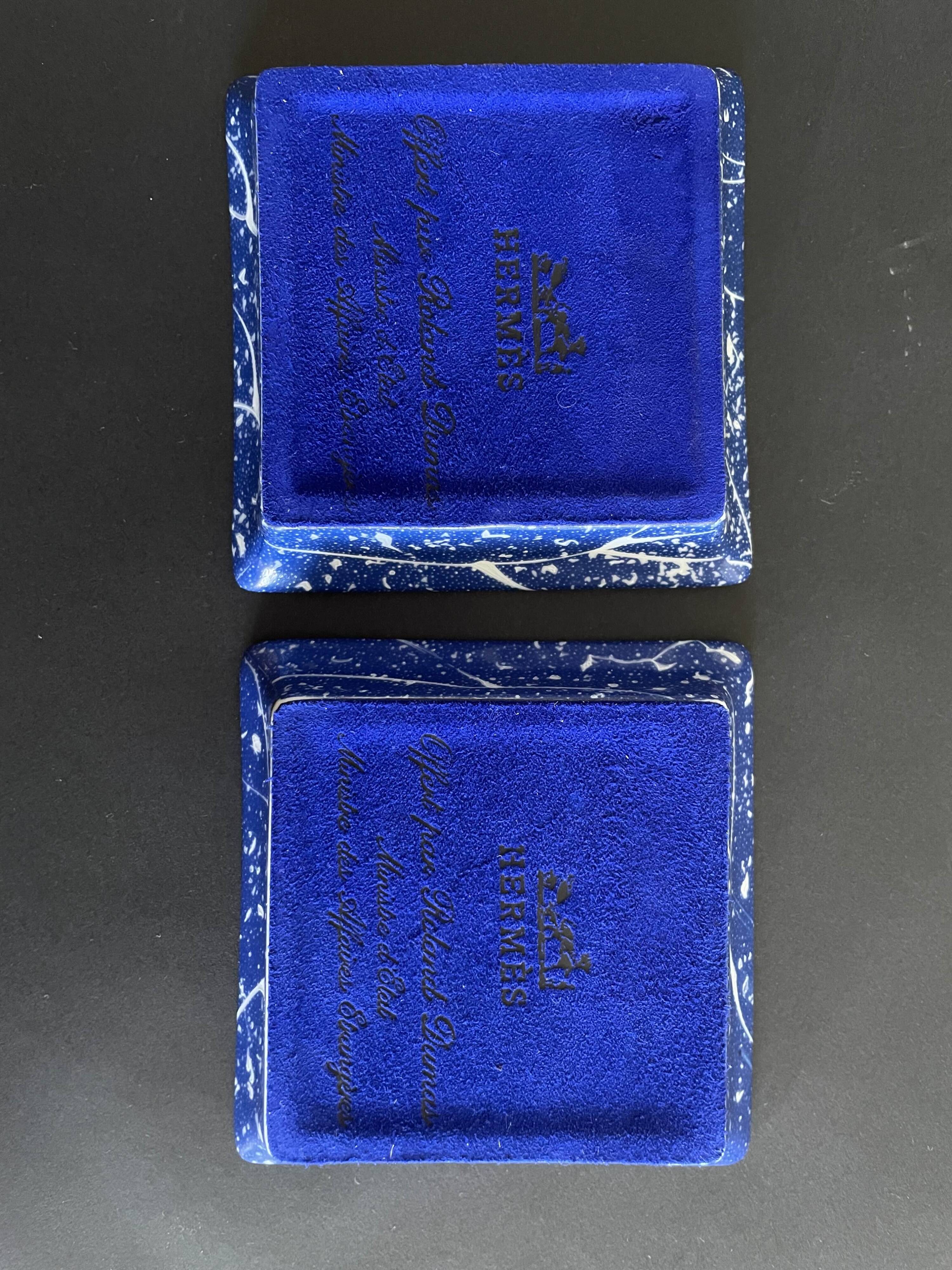 Hermès – Pair of porcelain catchalls – Provenance Ministry of Foreign Affairs