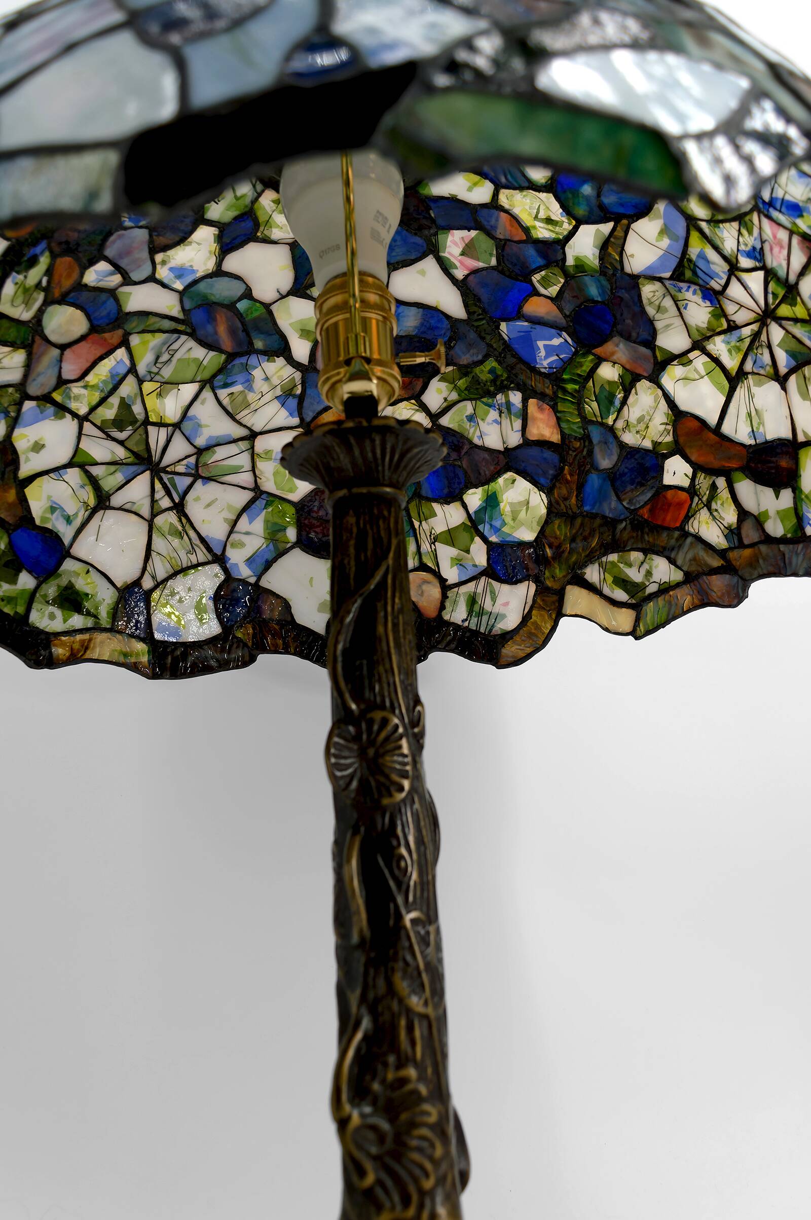 Important Art Nouveau table lamp – Tiffany style, circa 1980