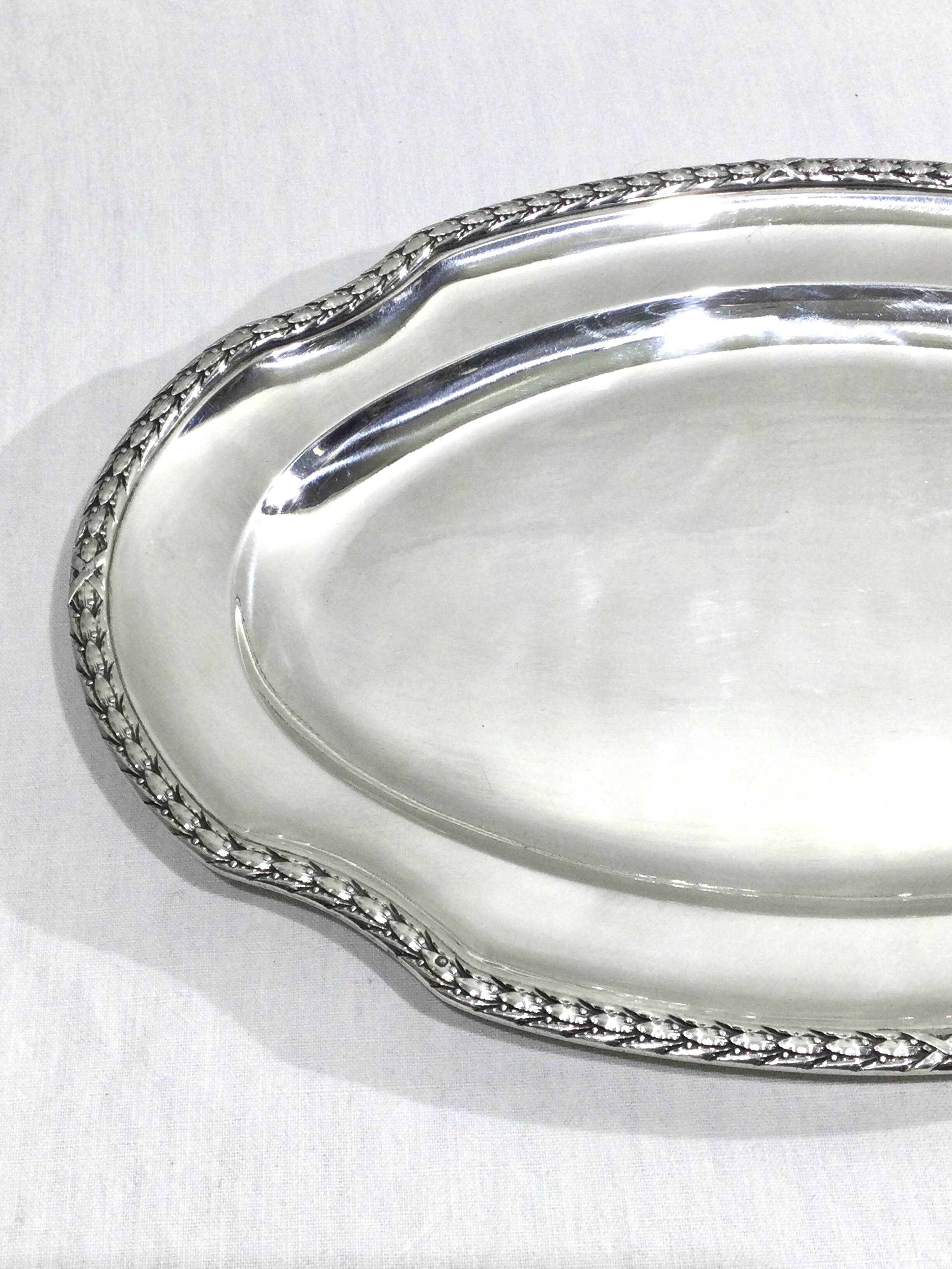 Victor Boivin - Plat De Service en Argent