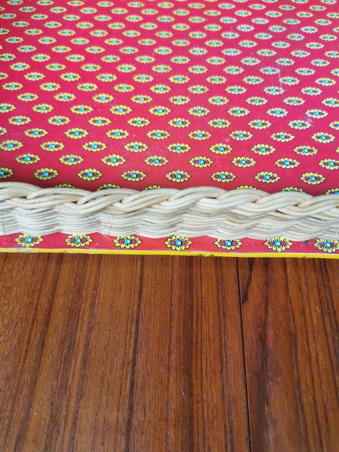 Wicker and wood serving tray