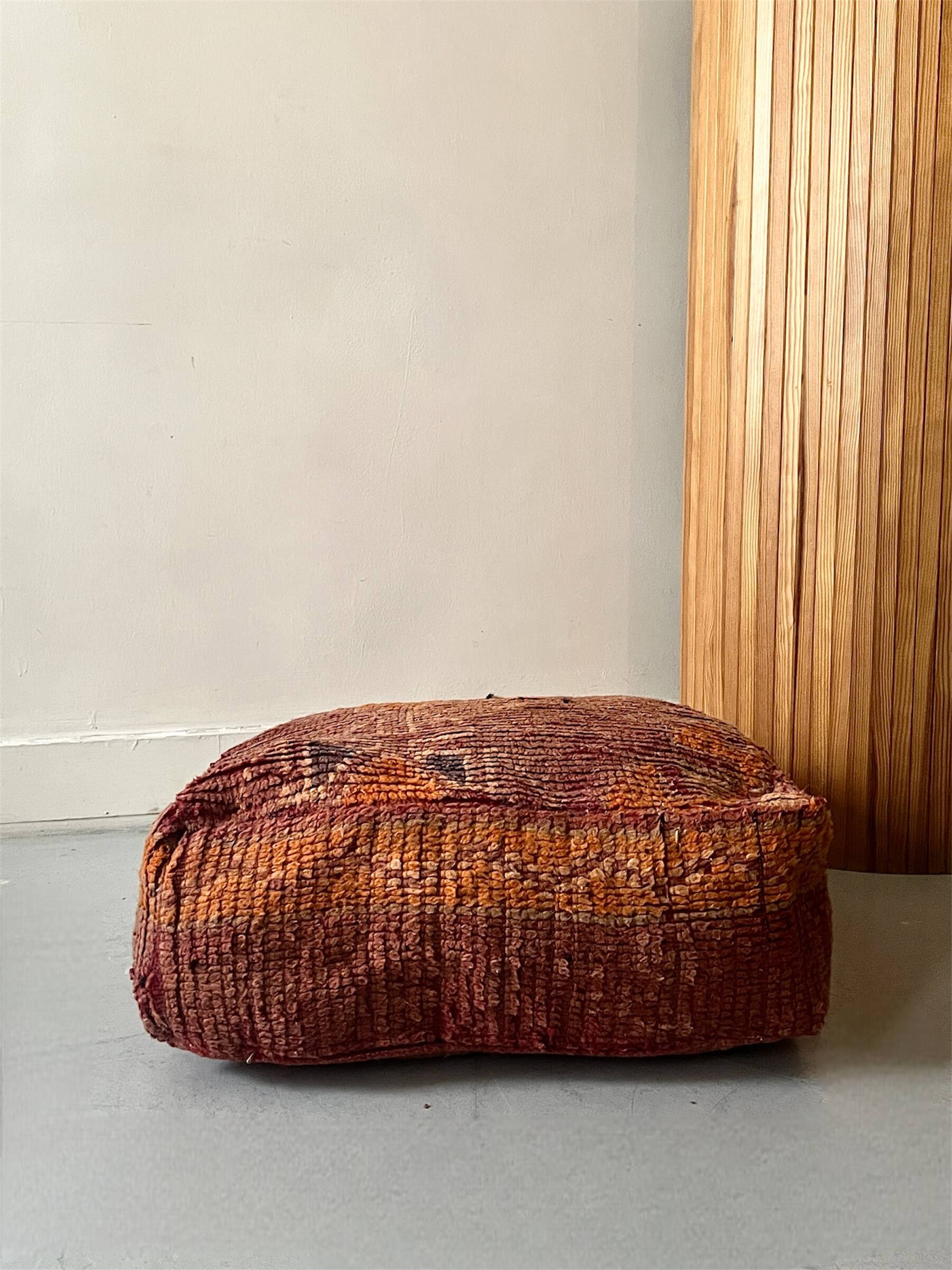 Vintage Berber pouf in handwoven wool